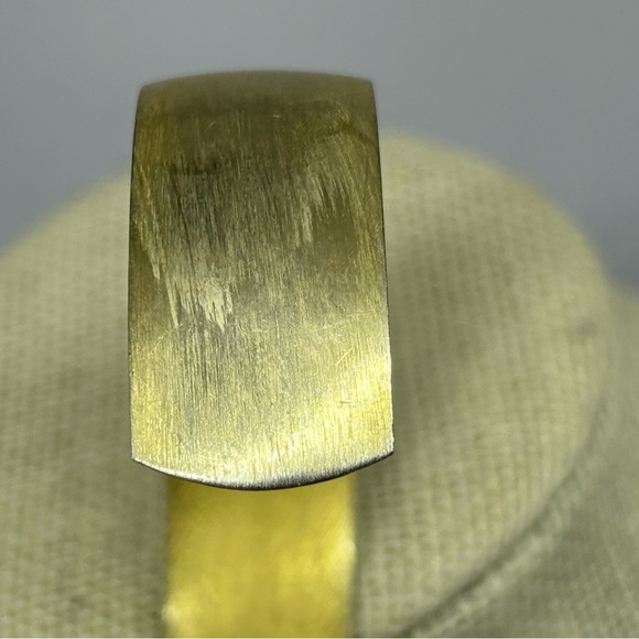 Gold-tone Cuff Bracelet “R” Monogram Engraving‎ - Picture 6 of 9